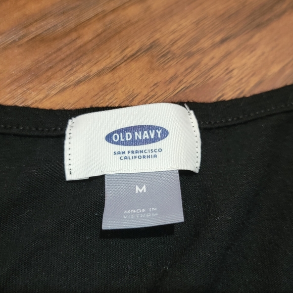 Old Navy top - Picture 4 of 5